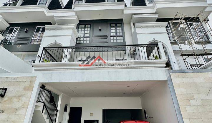 Town House Baru American Classic Di Pejaten 1