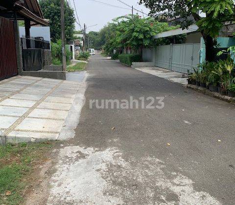 Rumah di Lokasi Bebas Banjir , Tenang di Kav Dki , Meruya 2