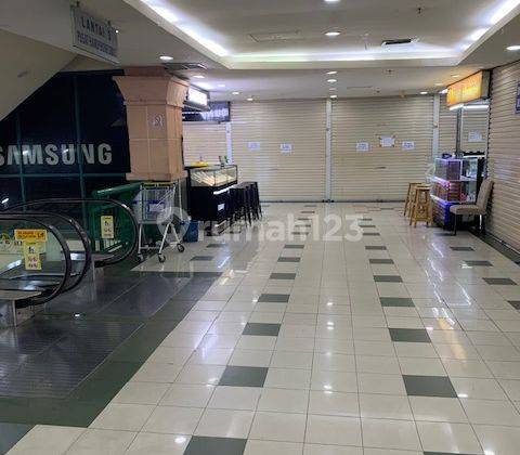 Kios Gandeng Itc Fatmawati Selantai Dengan Hari Hari Supermarket 2