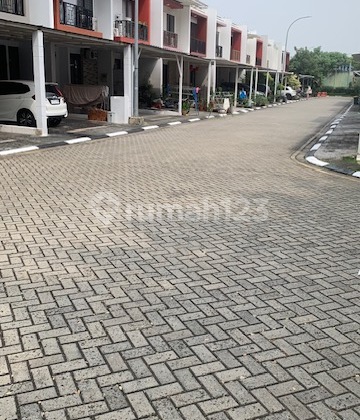 green lake cluster asia house front garden, cheap price must sell quickly, very comfortable location and far from noise 2