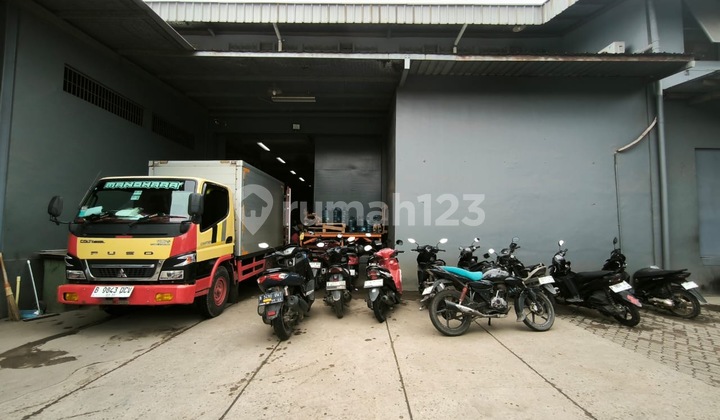 Kawasan Pergudangan Tengah Kota dengan Akses Tol ke Tanjung Priuk Lingkar Luar, Hanya Ada di Sunter