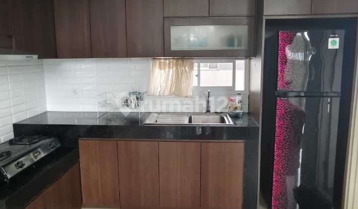 Apartment Rainbow Springs, Gading Serpong.