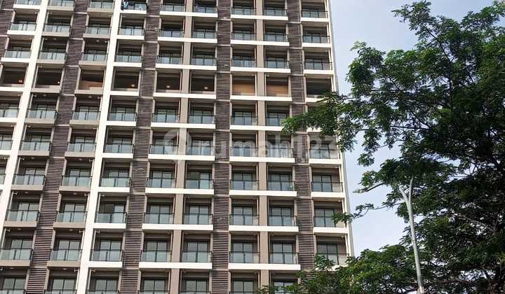 Semi-Furnished Apartment Sky House Tower Kensington Near Aeon Mall and The Breeze BSD