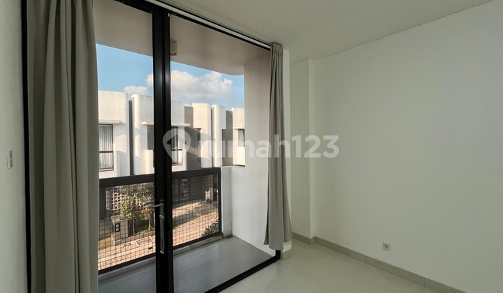 Semi-Furnished House in Giantara Near Cisauk Station