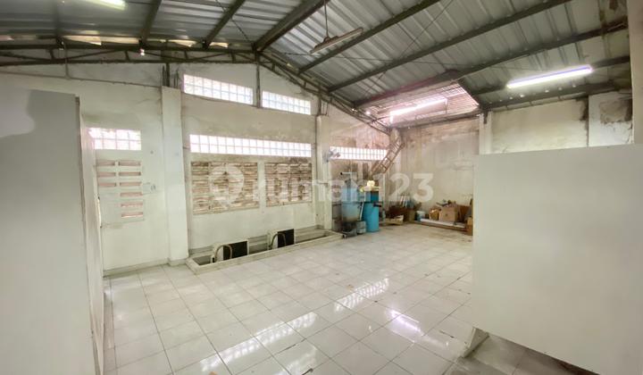 foto lainnya disewakan gudang taman tekno bsd