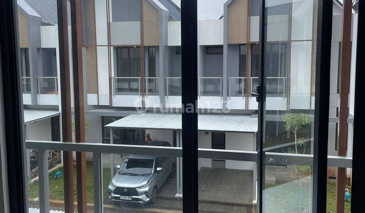 Rumah Semi Furnish Siap Huni Yuthica Dekat Pasar Modern Bsd Dan Stasiun Rawabuntu 1