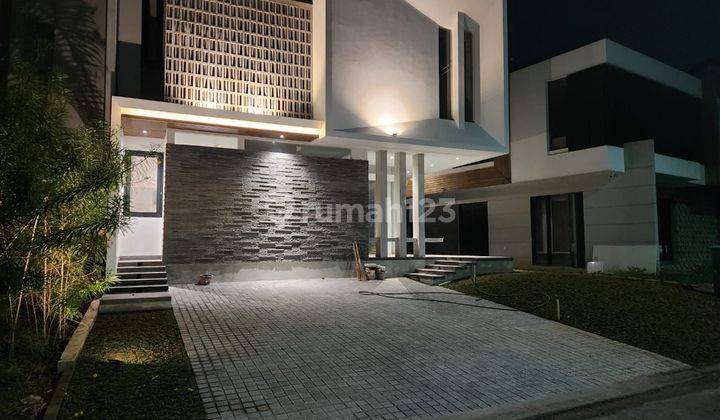 Rumah Modern Mewah Siap Huni Di Icon Bsd Dekat Stasiun Cisauk Dan Aeon Mal Bsd 1