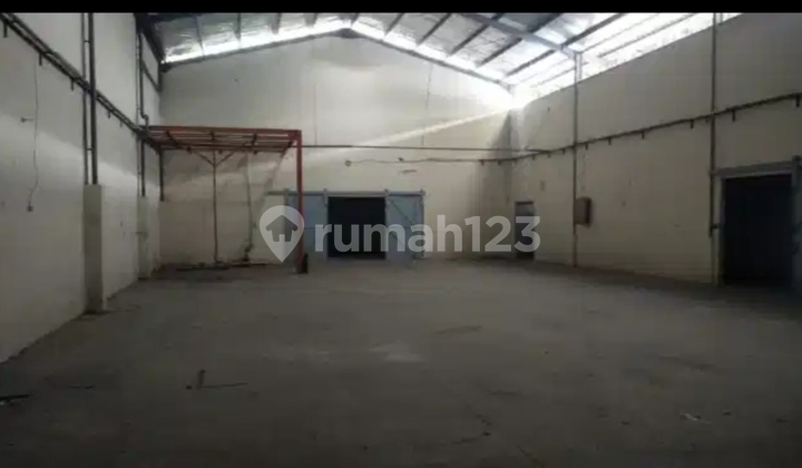 Gudang Siap Pakai 1.5 Lantai Dikomplek Multiguna Serpong  1