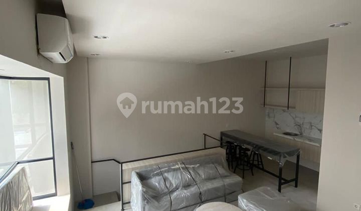 Semi-Furnished House in Impresahaus Near Genad Lucky Bsddan and Eastvara Mall BSD 1