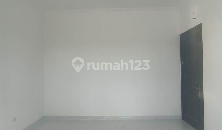 10x20 Villa Pasir Putih Pik2 House 2