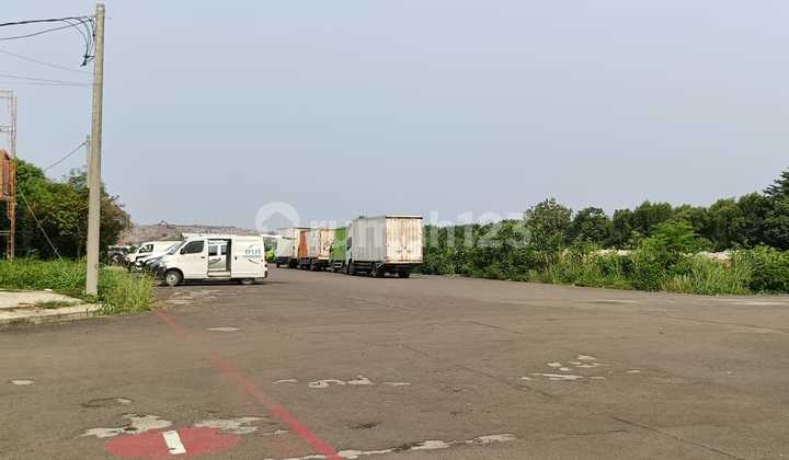 Lot 2.8 Hectares in Neglasari Tangerang for Warehouse or Factory Lot 2.8 Hectares in Neglasari Tangerang for Warehouse or Factory