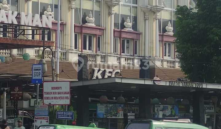 FOR SALE 5 ROWS OF ATTACHED SHOP HOUSES NEAR BOGOR STATION FOR SALE 5 ROWS OF ATTACHED SHOP HOUSES NEAR BOGOR STATION