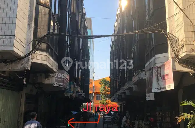 Ruko on Kembang Jepun Street, near Jembatan Merah, close to Kapasan, near ITC Mall. 1