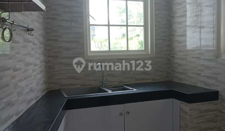 Rumah Royal Residence Dekat Pakuwon Mall, Dekat Kampus Unesa Lidah