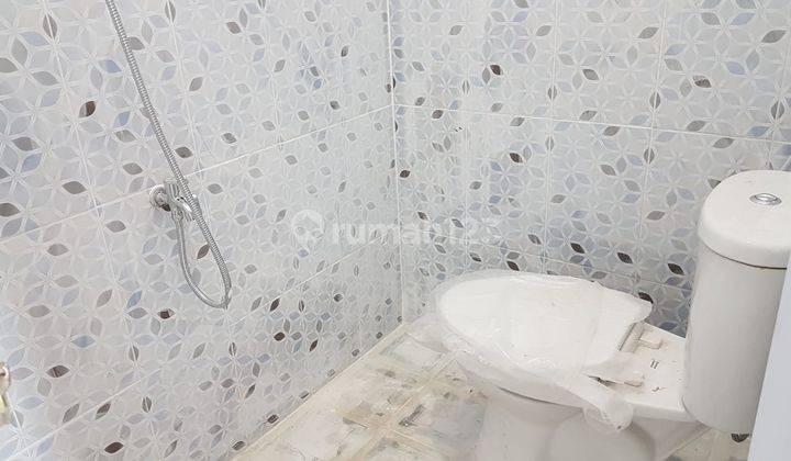 Rumah Modern Type 80 Berkonsep Villa di Kendari 7
