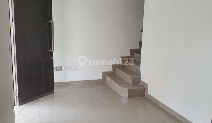 Dijual Rumah Pik 2 Di Cluster Symphony, Jakarta Utara 2