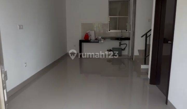 Disewakan Rumah Miami Pik2  2