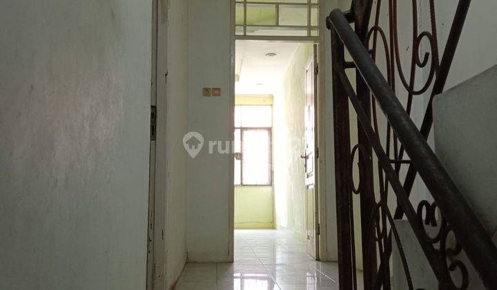 Dijual Murah Sekali Rumah 2 Lantai Di Taman Palem Lestari 1