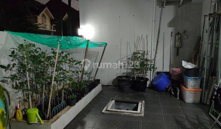 Rumah Rapi Dan Bagus Di Taman Semanan Indah, Kalideres 2