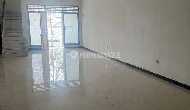 Dijual / Disewakan Rumah 2 Lantai Di Taman Ratu, Kebon Jeruk, Jakarta Barat 2