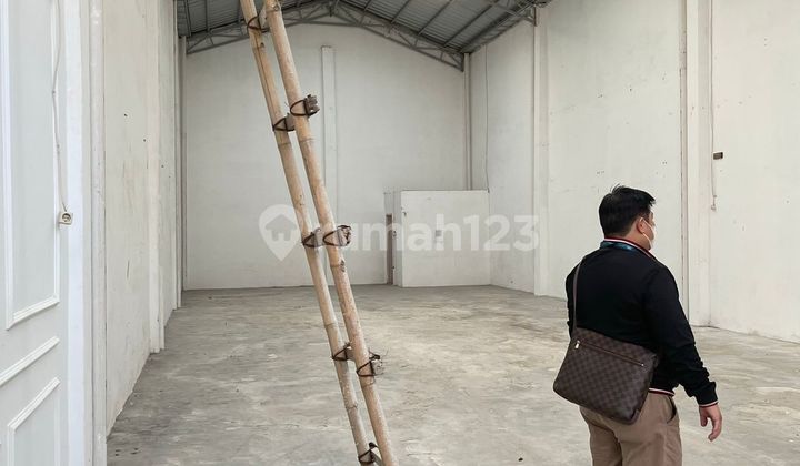 Warehouse for Rent in Tanjung Pura, Pegadungan, Kalideres
