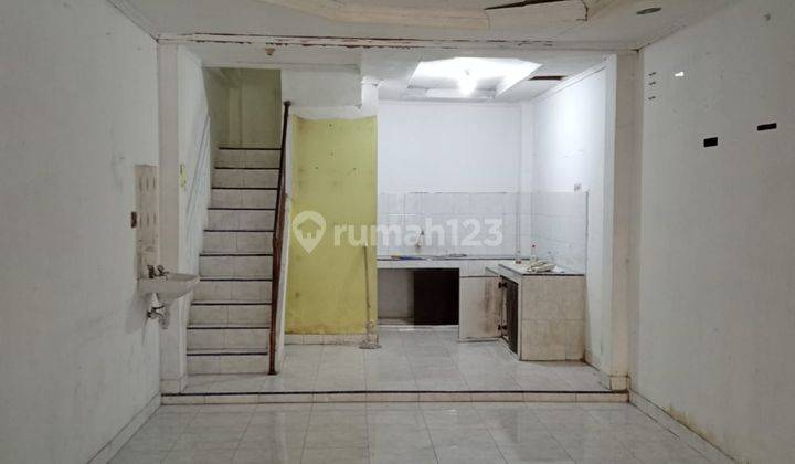 Dijual Murah Sekali Rumah Taman Palem Lestari 2