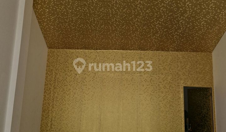 For Rent Cheap Aerolink Citra 8 Shop House, Facing the Road, In a Row, and Close to Indomaret and BCA ATM.