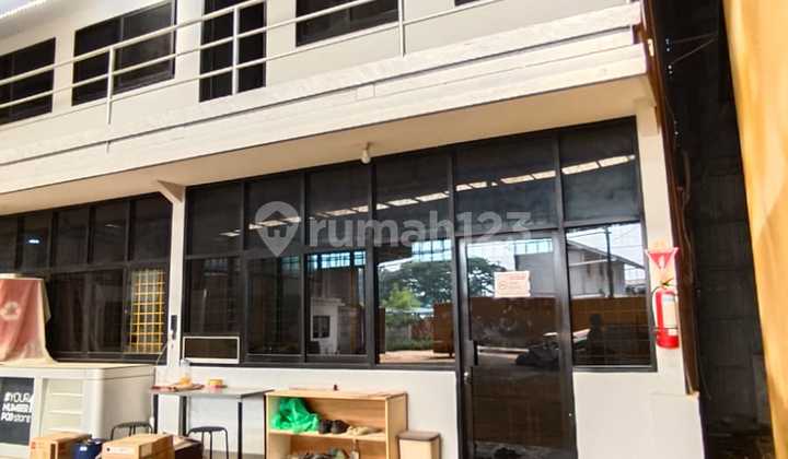 A Good Warehouse for Sale at Dpr Complex, Cipondoh, Tangerang