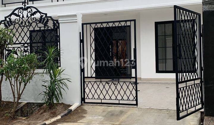 Disewakan Murah Rumah di Permata Buana Jakarta Barat 2