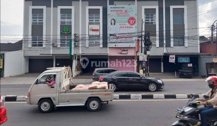 Terusan jl Jakarta (Antapani), bangunan Lux 1