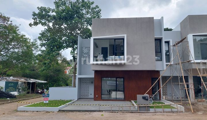 New Building Near Campus@ Cisitu Dago 2