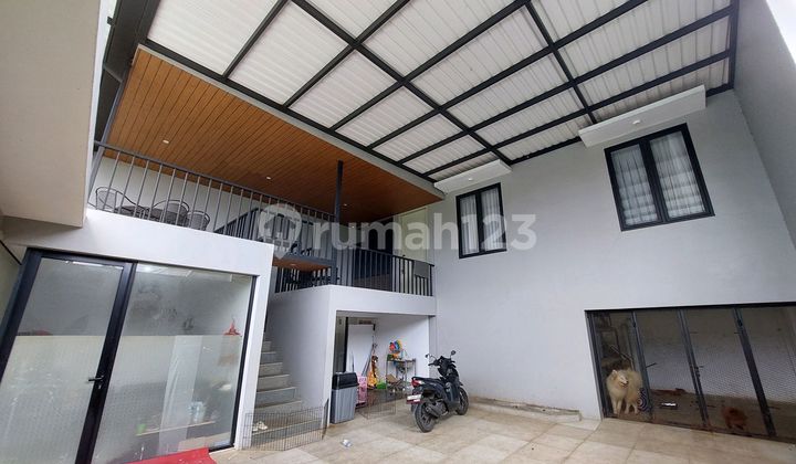 Rumah + Kolam.renang Di Setiabudi Regency 2