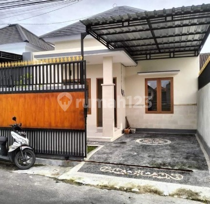 Dijual Rumah baru jalan utama dalung pengilian deket canggu 1