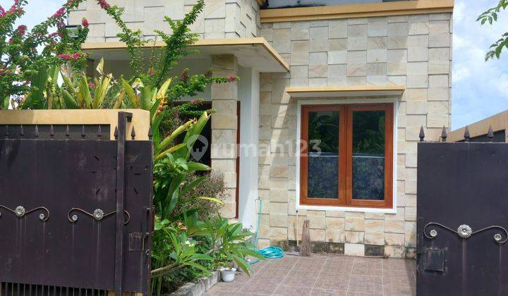 Rumah siap huni di Jalan pantai saba blahbatuh gianyar bali