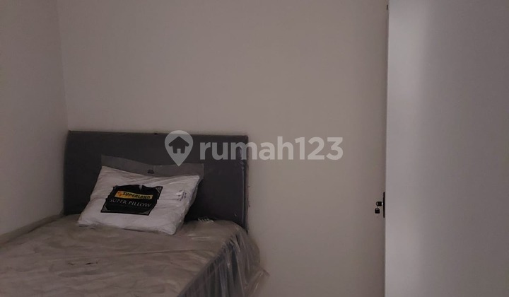 Ruma Kos 142m2 Siap Huni 11Kamar Cluster Allogio Gading Serpong