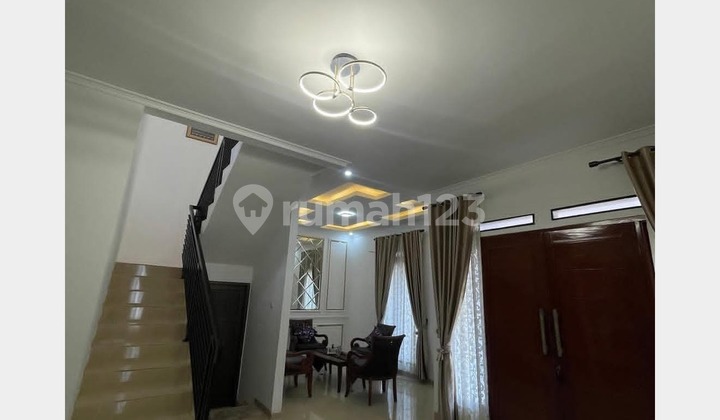 Rumah Semi Furnished Lokasi Strategis - Permata Oriana, Sektor 9, Bintaro Jaya 2