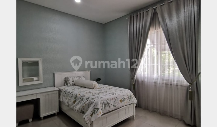 Rumah Mewah dengan Pool Furnished De Maja De Park Bsd 2