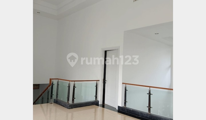 Luxury House for Quick Sale by Owner at Telaga Golf BSD, South Tangerang