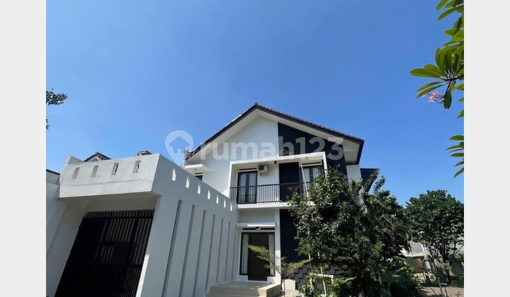 Disewa Rumah Permata Oriana Sektor 8 Bintaro Jaya, Jakarta Selatan