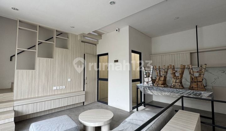 Rumah Lebar 6 - Impresahaus R Bsd City Tangerang Selatan