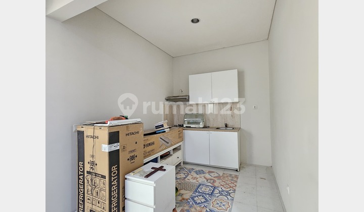 Rumah Sudah Renov Semi Furnished - BSD Eminent Cluster Prestigia 2