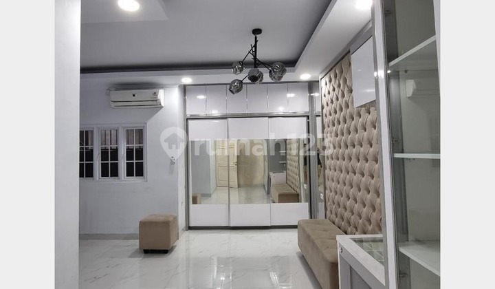 Rumah  Semi Furnished Il Lago Cluster Fiordini Gading Serpong 2