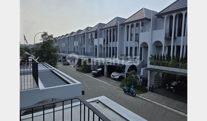Cluster Aether Green Wich Lebar 8 - Semi Furnished, BSD City Tangerang Selatan Cluster Aether Green Wich Lebar 8 - Semi Furnished, BSD City Tangerang Selatan