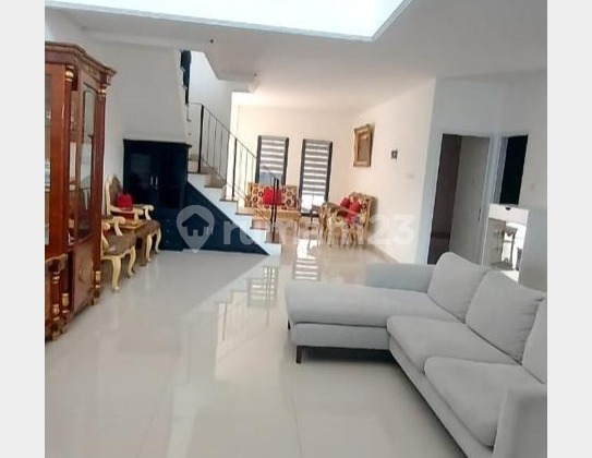 Rumah Full Furnished Tinggal Bawa Koper - Giri Loka 2 BSD Tangerang Selatan 2