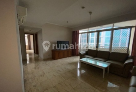 Dijual Apartemen Slipi 3BR Semi Furnished-Tower 1, Palmerah Jakbar