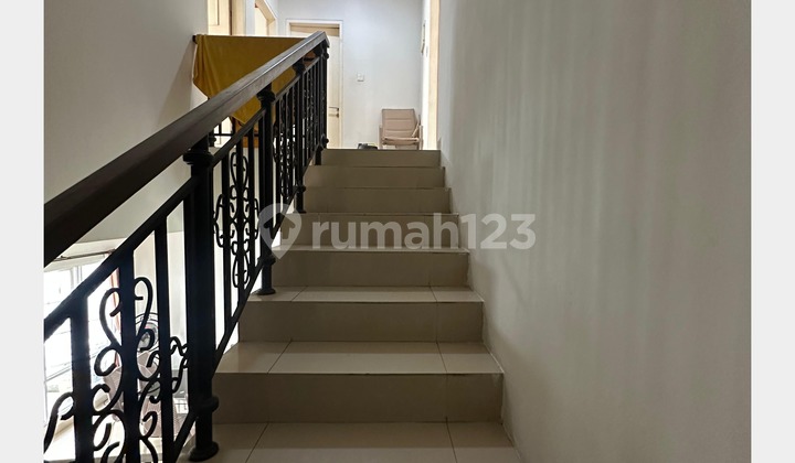 Nymann House Ready to Live In - Menaggio Village Paramount, Gading Serpong, Tangerang 2