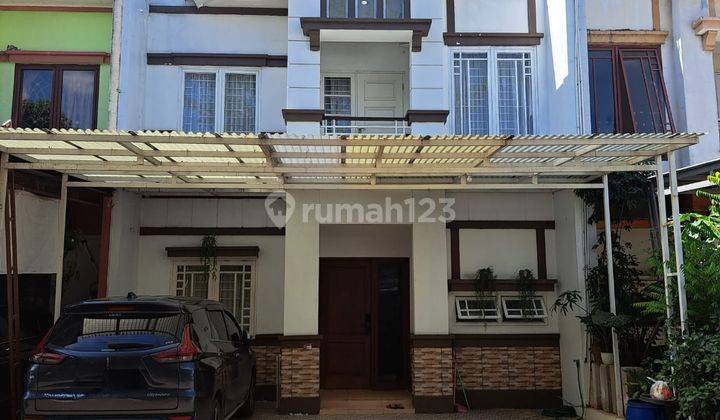 Rumah 2 Lantai Bagus Furnished di Cluster Pasadena Modernland 1