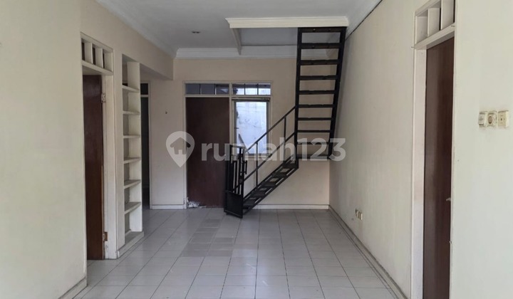 Rumah Lama Deket Mall Summarecon - Sektor 7C Gading Serpong, Tangerang