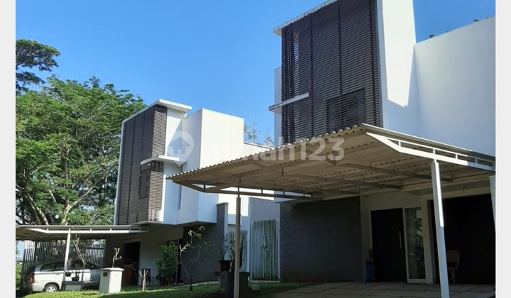 Rumah View Lake - Telaga Golf Vermont Parkland Bsd Tangerang Selatan