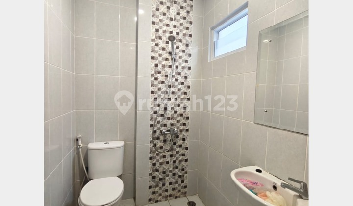 For Rent: Neat Semi-Furnished House in Martinez Cluster, Gading Serpong